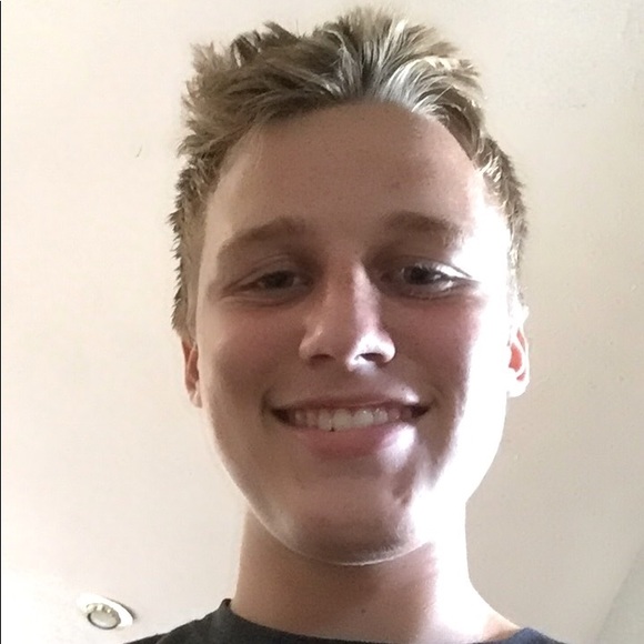 Meet your Posher, Matthew - Picture 1 of 1